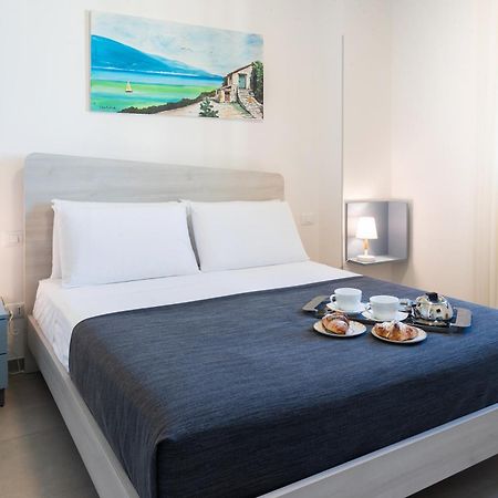 Villa Etesiae 卡斯泰拉马莱 外观 照片